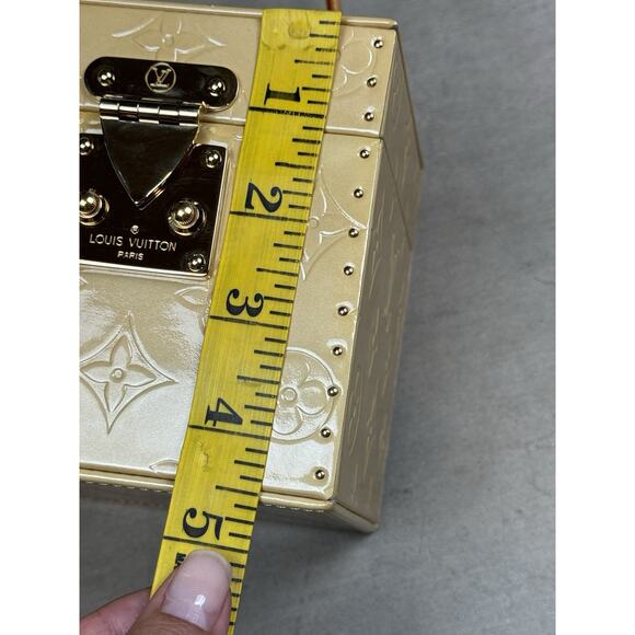 LOUIS VUITTON RARE Monogram Patent Leather Bleecker Cosmetic Box Bag - Picture 11 of 12